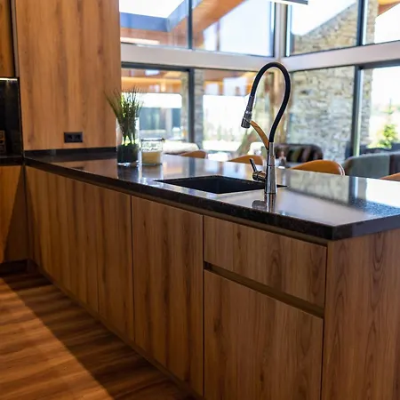 Луксозна вила Hypnotic Thermal With Private Баня