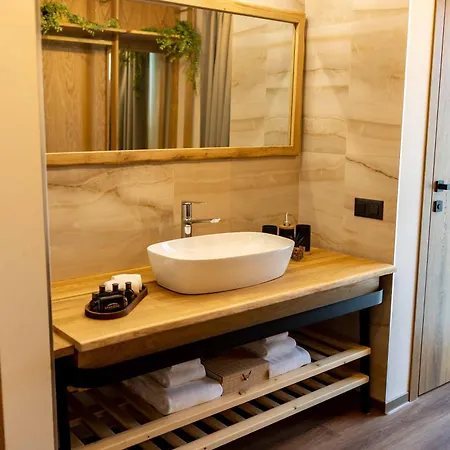 Hypnotic Thermal With Private