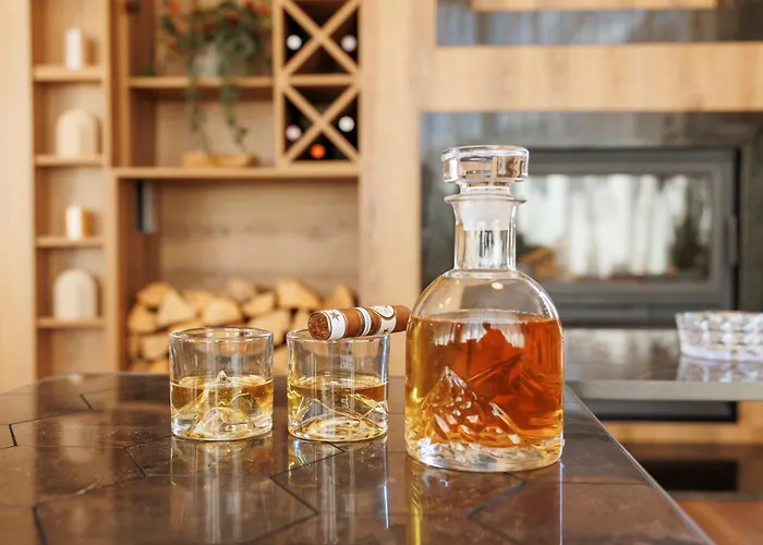 Hypnotic Thermal With Private Banja