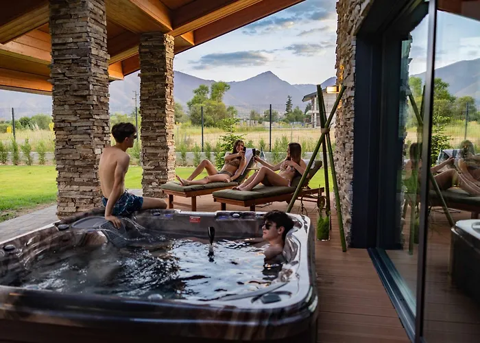 Hypnotic Thermal With Private Banja