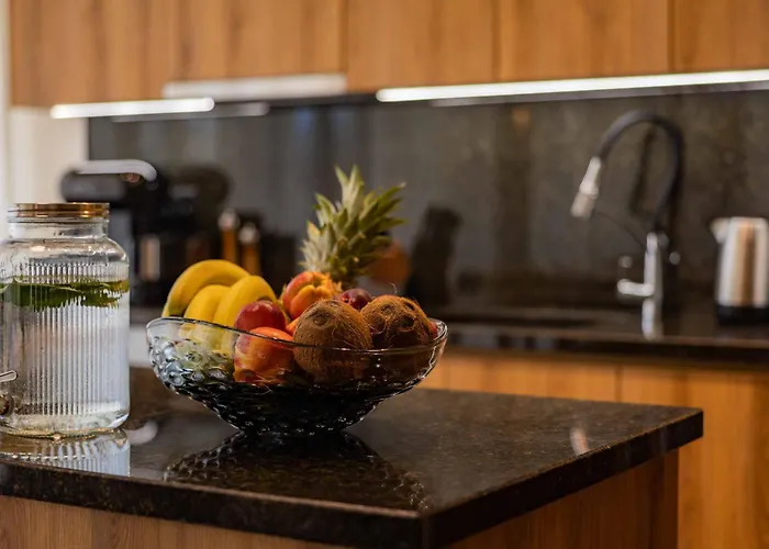 Hypnotic Thermal With Private Vila